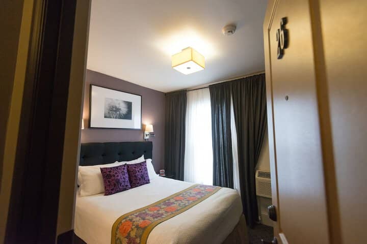 Room 68 of 115